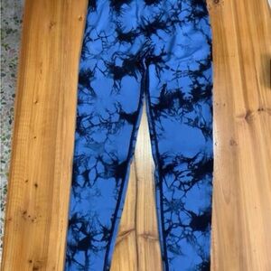 Women's Blue and Black Tie-Dye Leggings